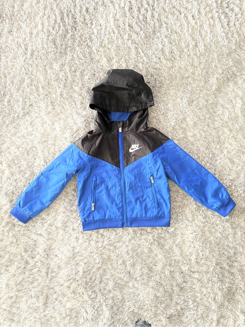 NWOT Nike Boys' Royal Blue and Black Hooded Rain Jacket